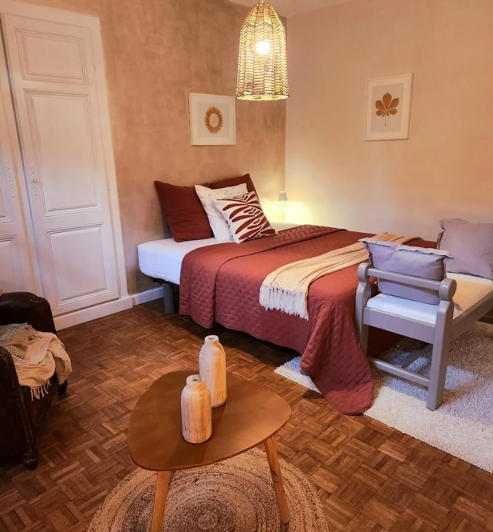 Chambres D'Hotes Le Bernes Vic-Fezensac 0*,  France