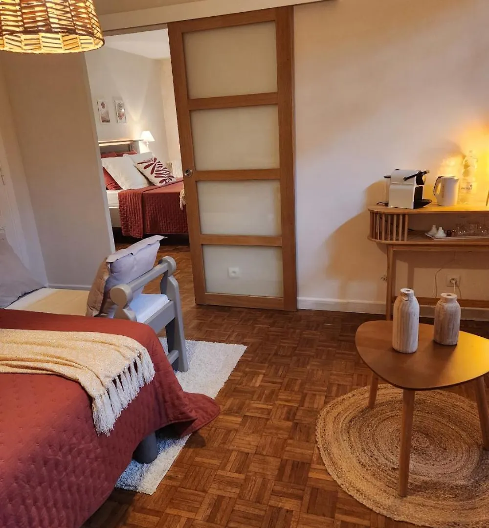 Chambres D'Hotes Le Bernes Vic-Fezensac Bed & Breakfast