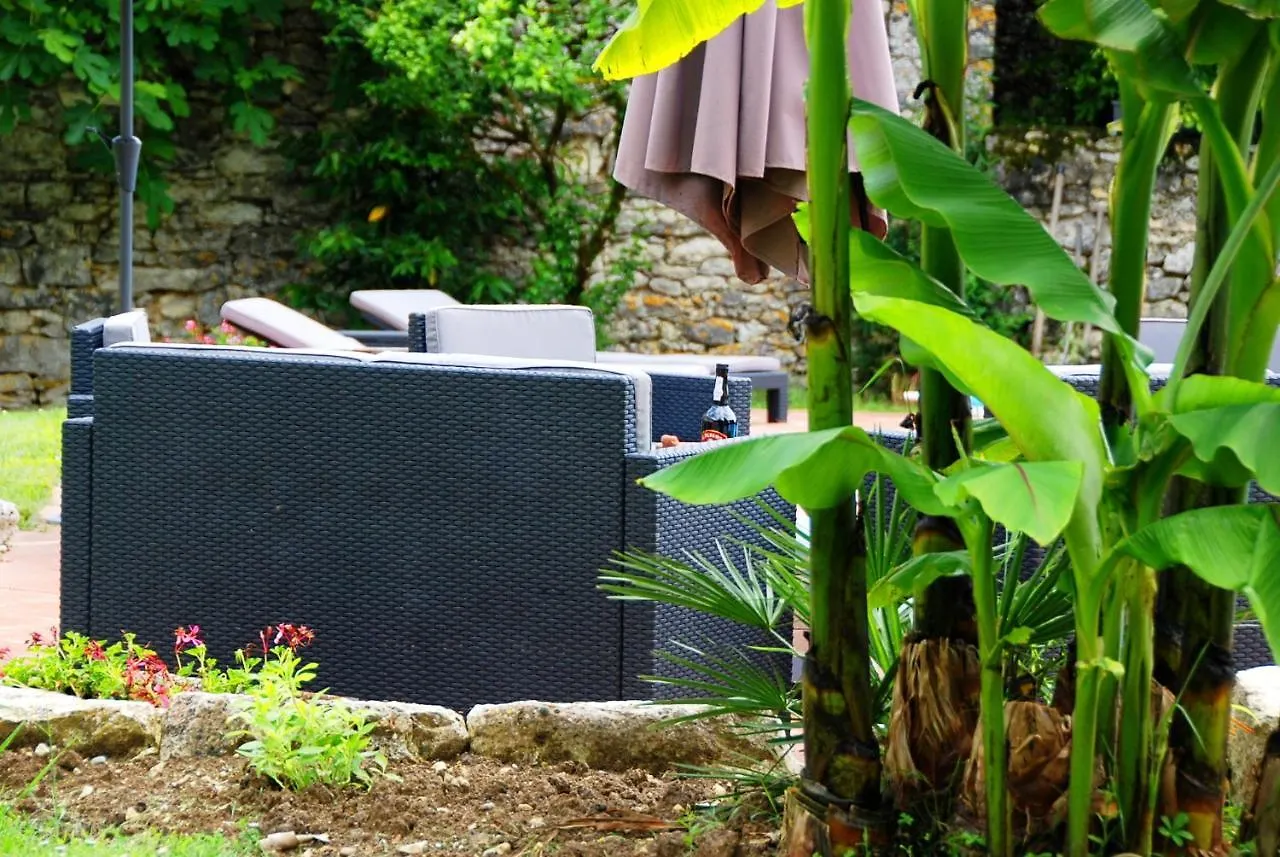 Chambres D'Hotes Le Bernes Vic-Fezensac