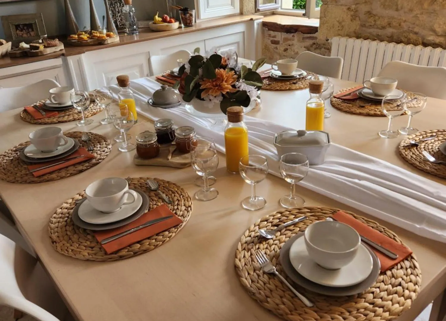 Chambres D'Hotes Le Bernes Vic-Fezensac Bed and Breakfast